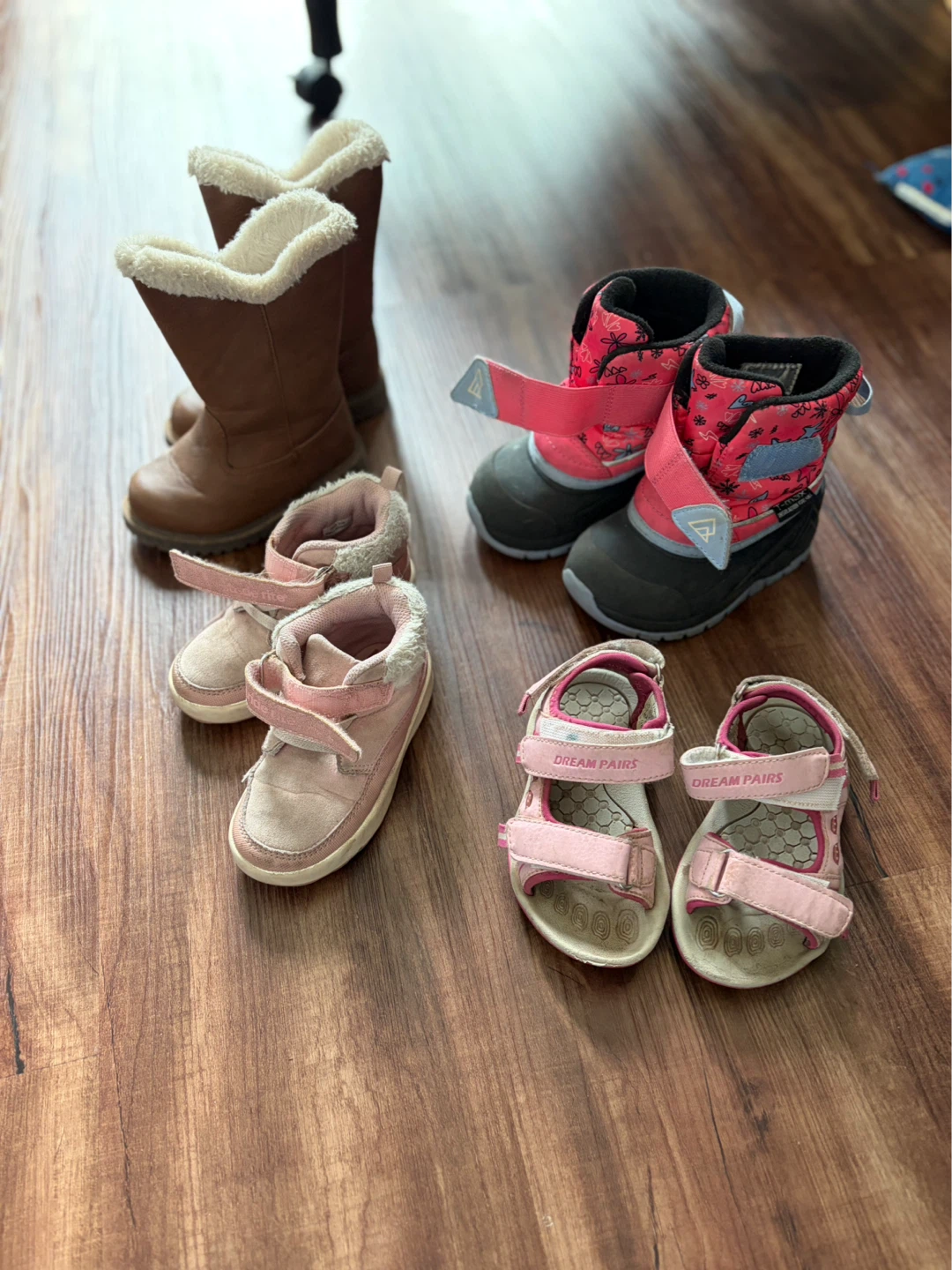 Toddler Girls' Size 7 shoes
