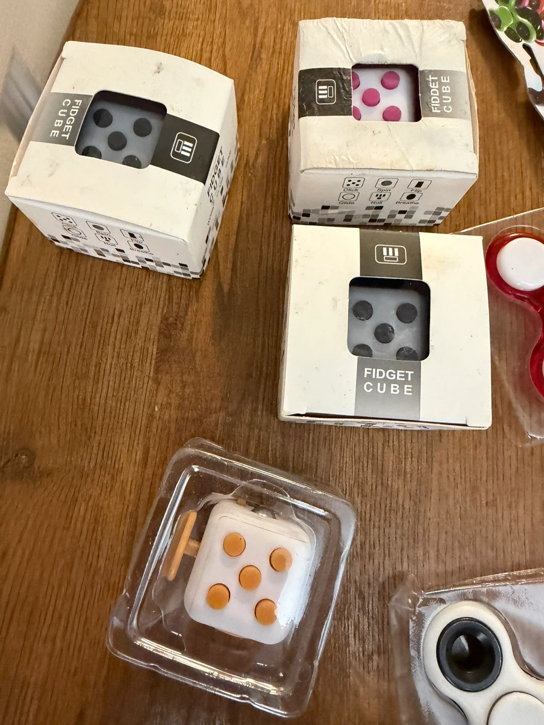 Fidget Cubes and Hand Spinners Lot - photo 5