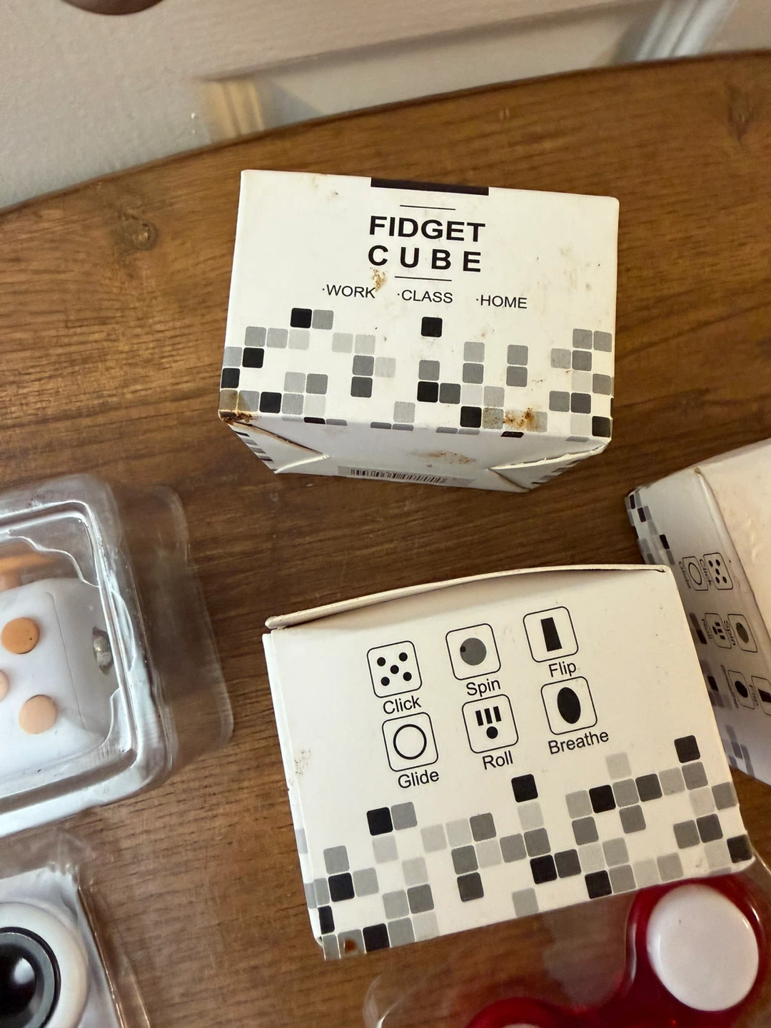 Fidget Cubes and Hand Spinners Lot - photo 3