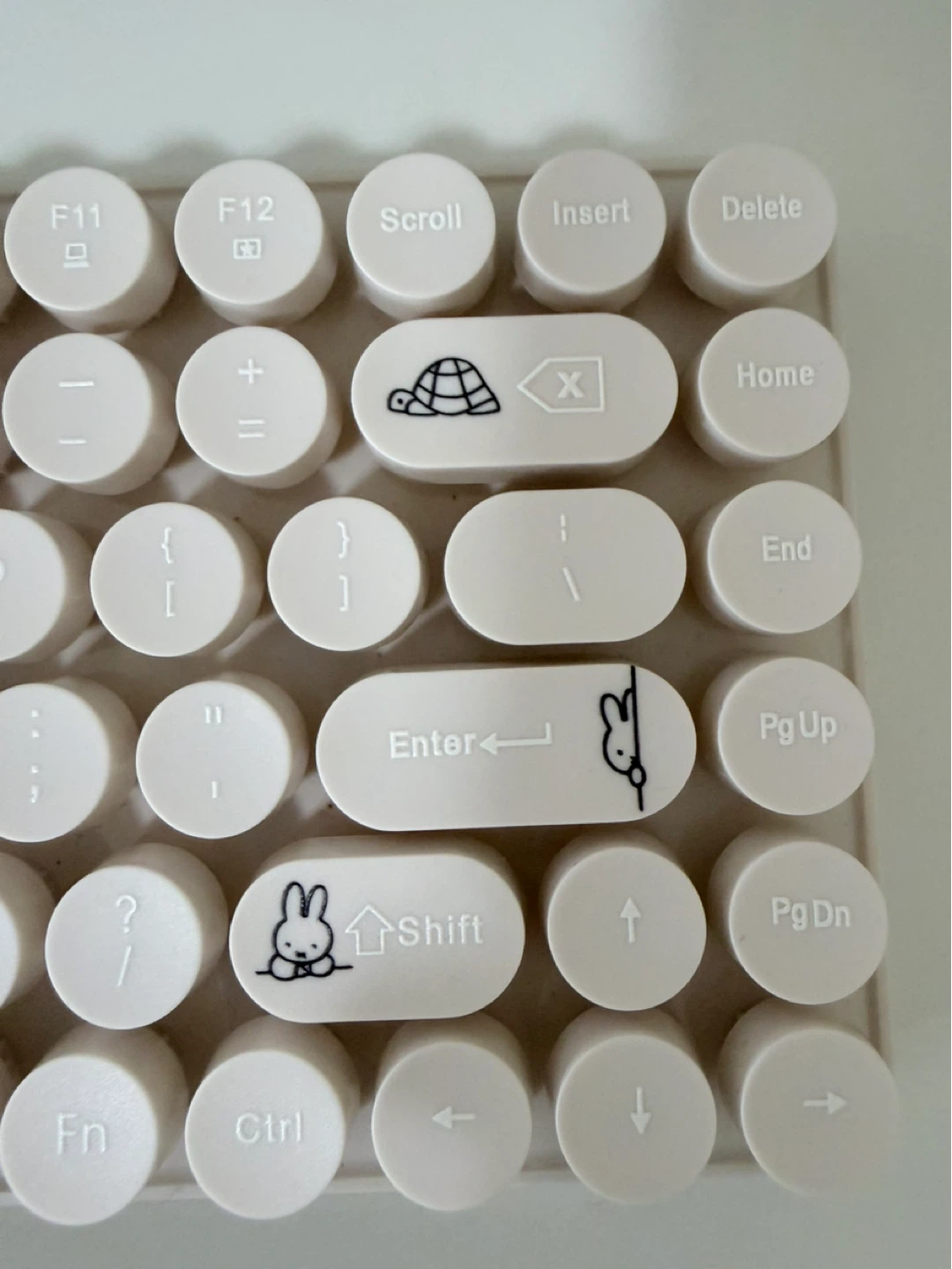 Miffy Themed Wireless Keyboard - photo 2