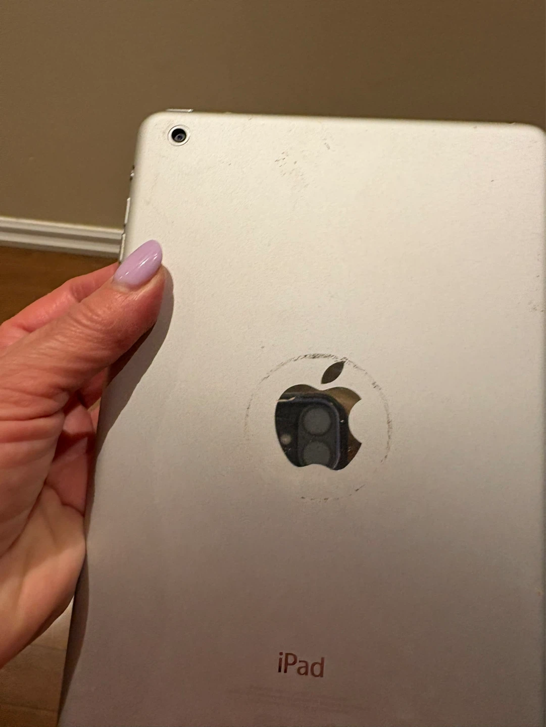 Apple iPad - photo 2
