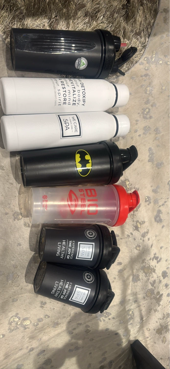 Assorted Shaker Bottles and Water Bottles - photo 2