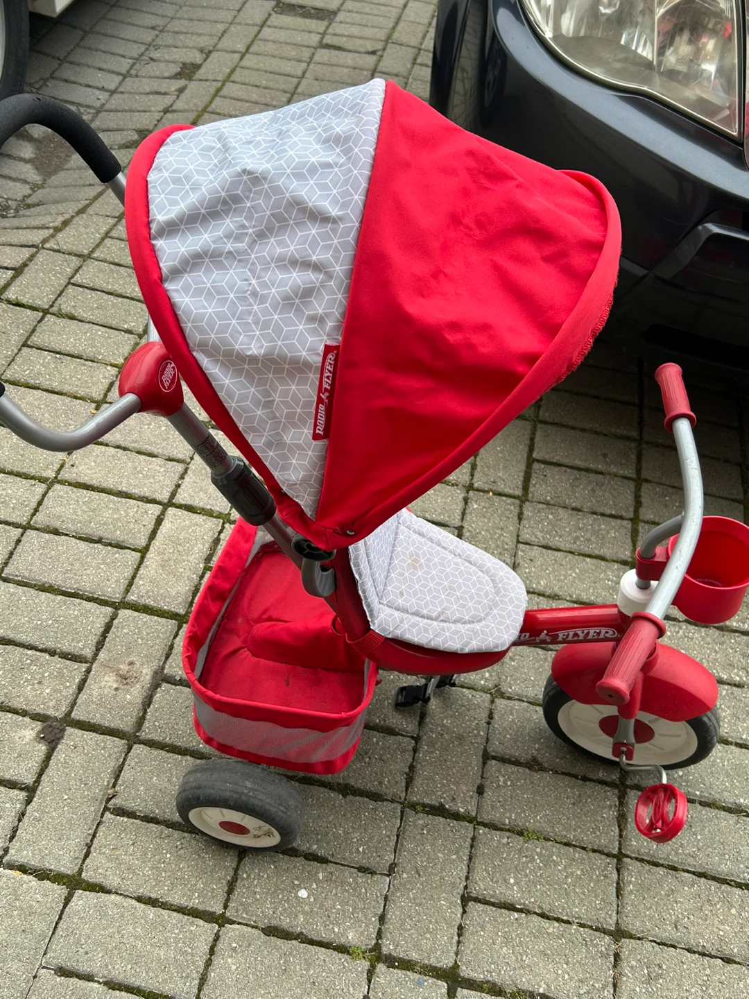 Red Radio Flyer Tricycle with Canopy and Storage - photo 2