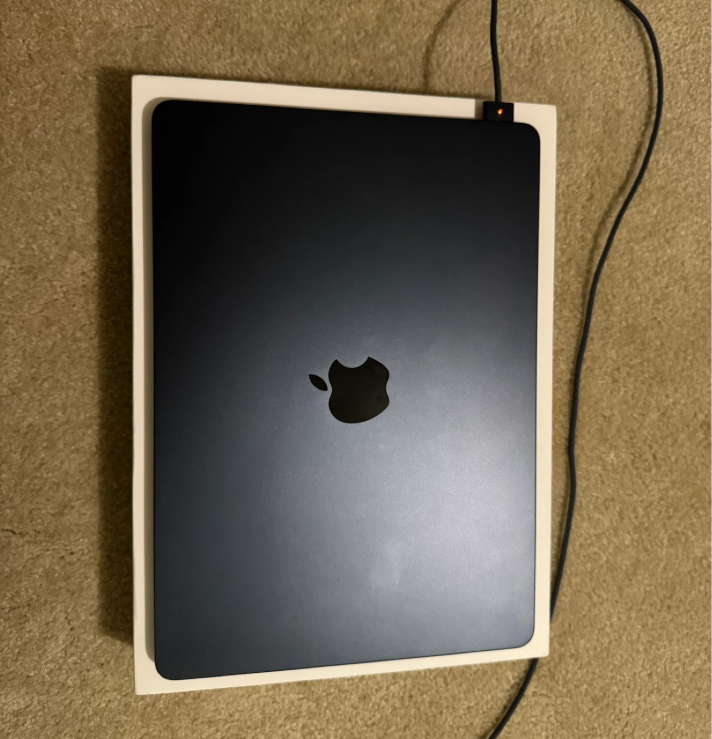 Apple MacBook Air M2 - photo 2