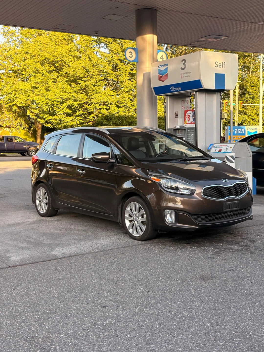 2015 Kia Rondo - 7 Seats