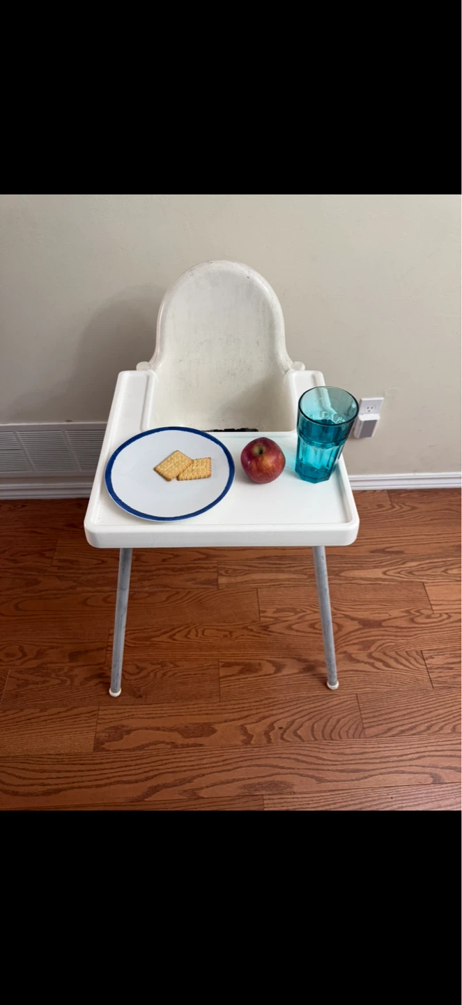 Easy-Clean White-Highchair - photo 2