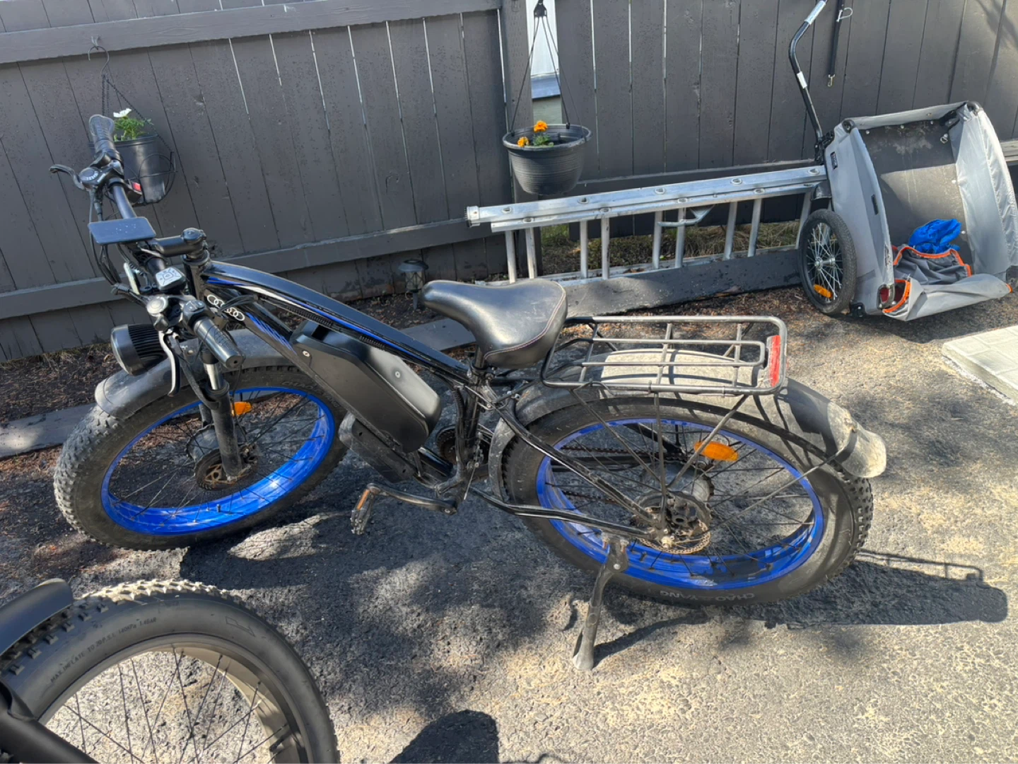 Black Fat Tire Electric Bike with Blue Rims