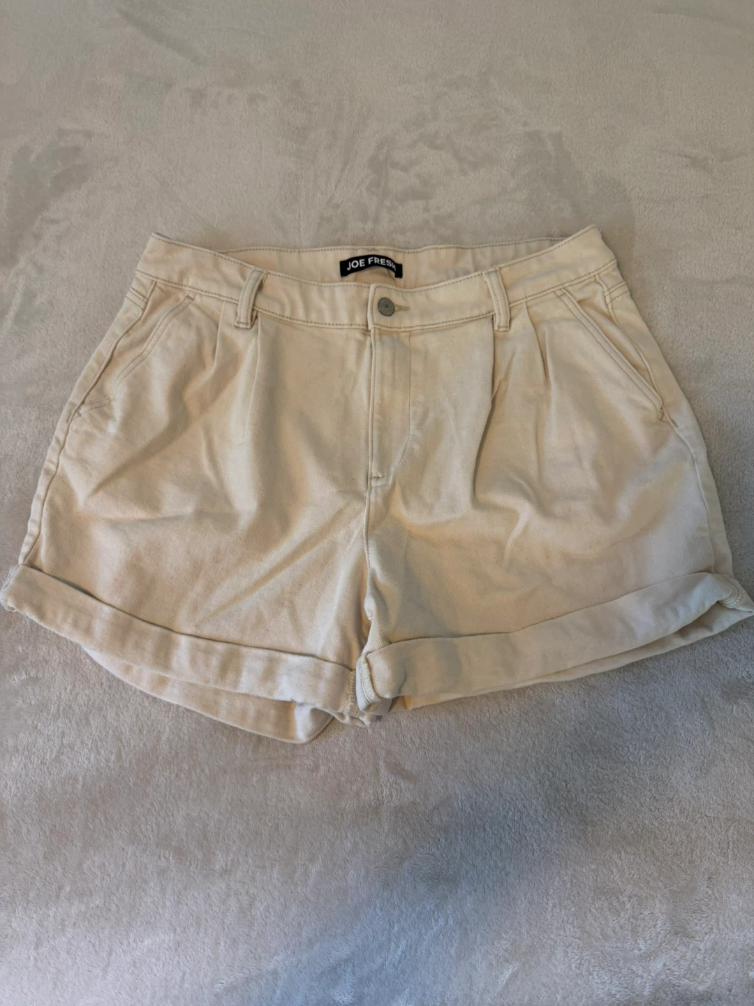 Joe Fresh Women's Size 32 and Levi’s Strauss size L
