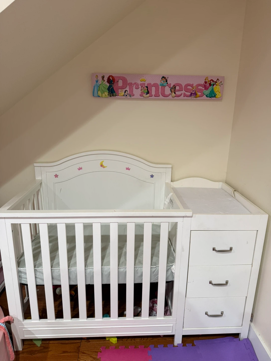 White Crib with Changing Station