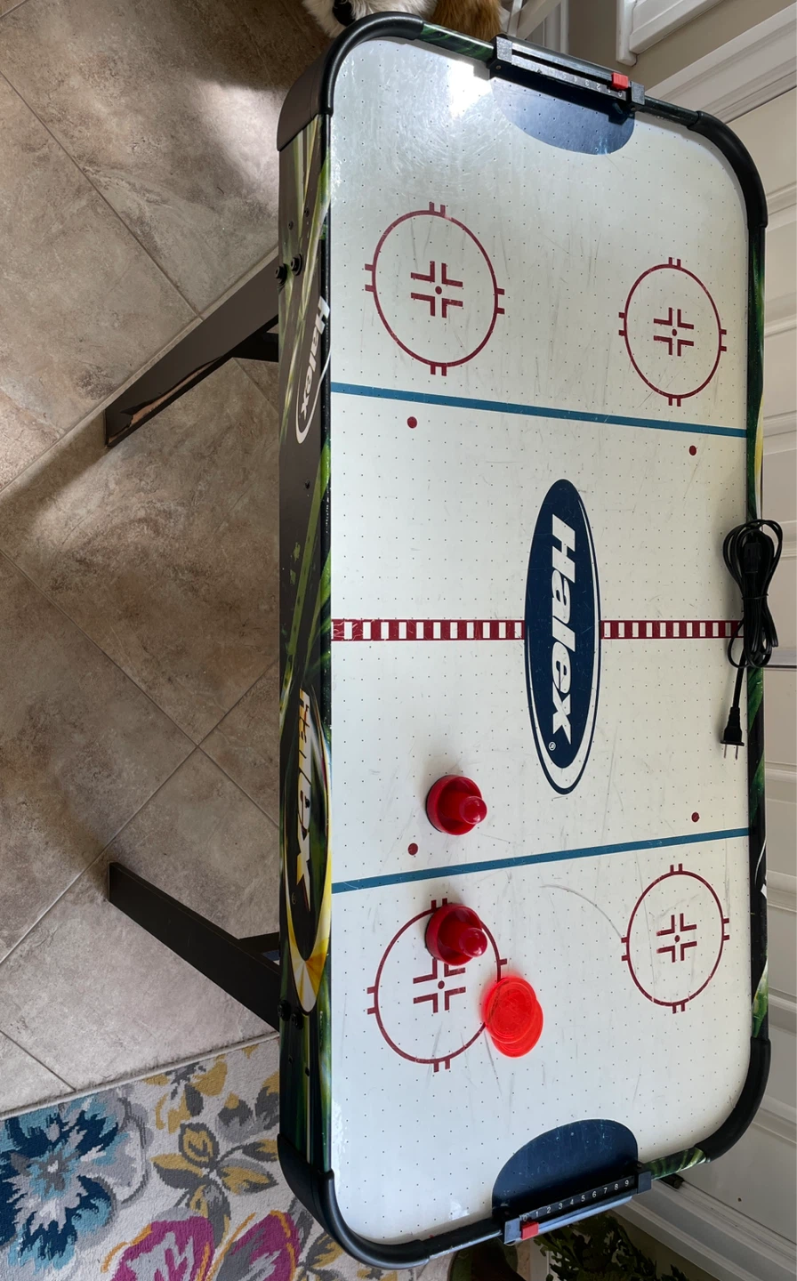 Halex Air Hockey Table - photo 2