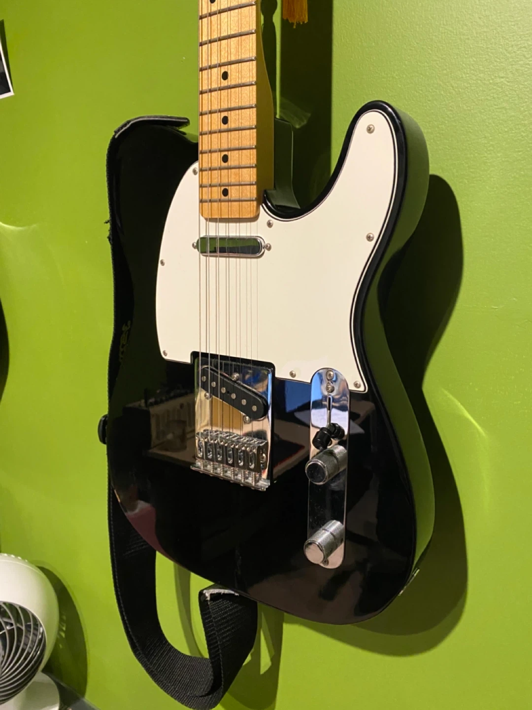 Fender Standard Telecaster - photo 2