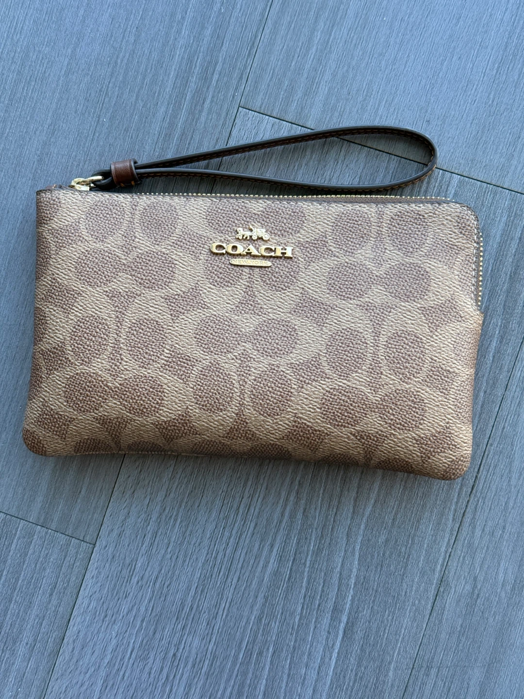 Coach Large Corner Wristlet - photo 4