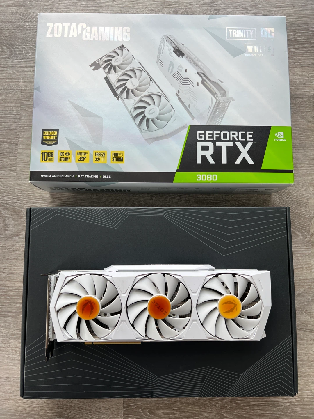 Zotac Gaming GeForce RTX 3080 Trinity OC White Edition