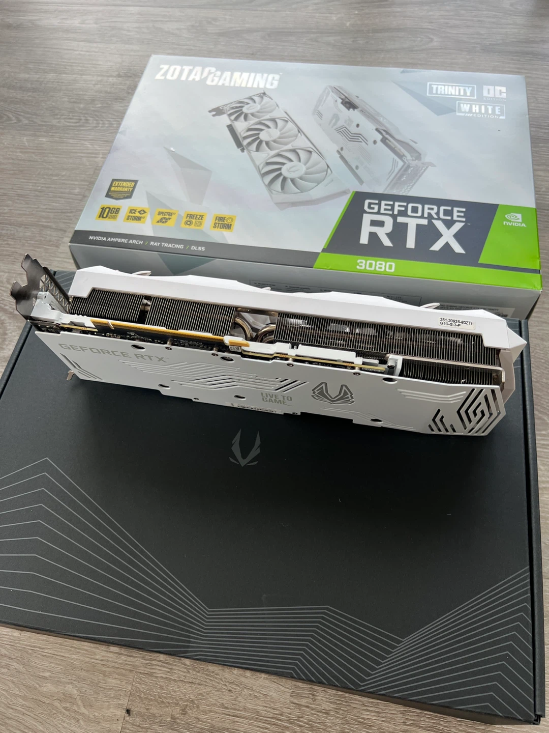 Zotac Gaming GeForce RTX 3080 Trinity OC White Edition - photo 5