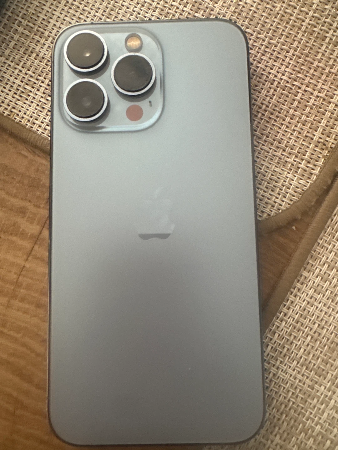 Apple iPhone 13 Pro - photo 2