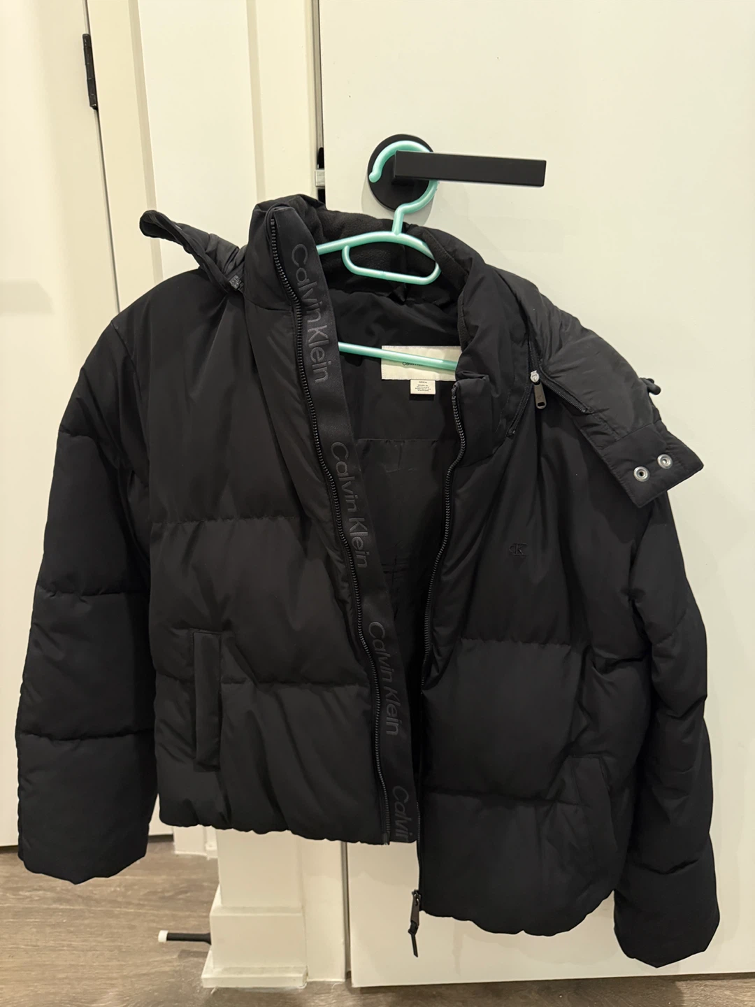 Calvin Klein Jeans Black Puffer Jacket - Size S/CH
