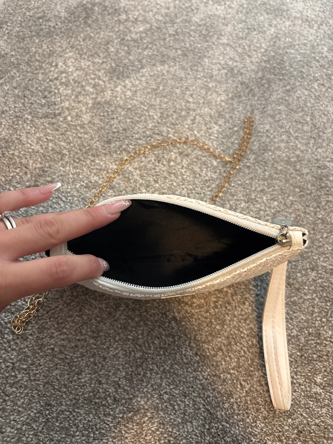 White Woven Clutch Purse with Chain Strap - photo 2