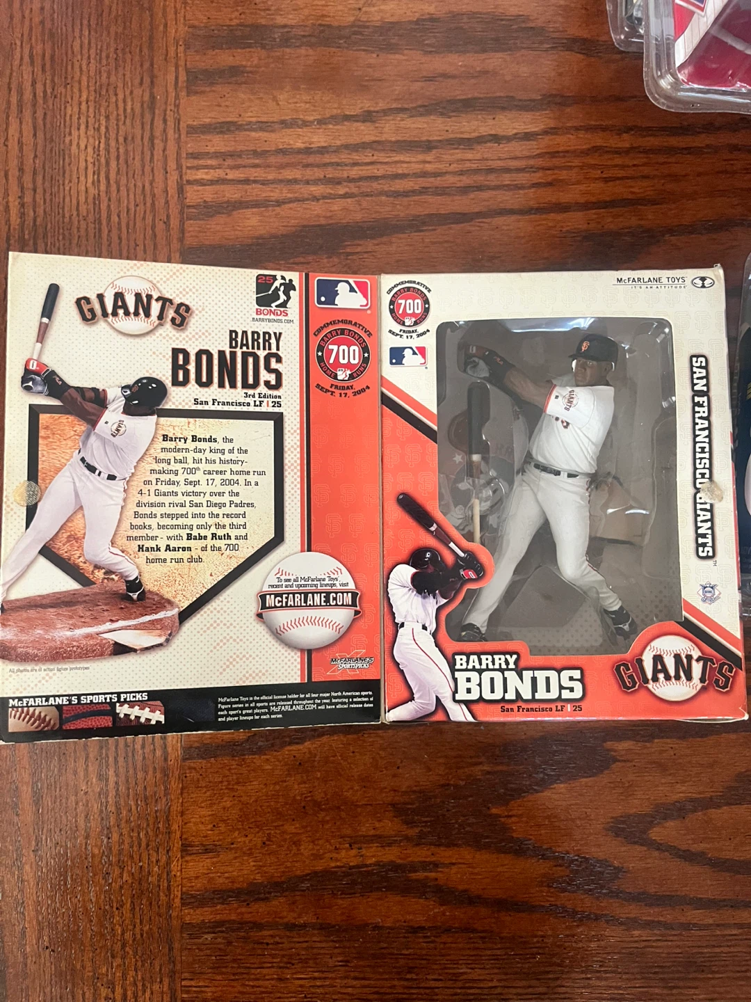 Babe Ruth & Barry Bonds McFarlane figures - photo 3