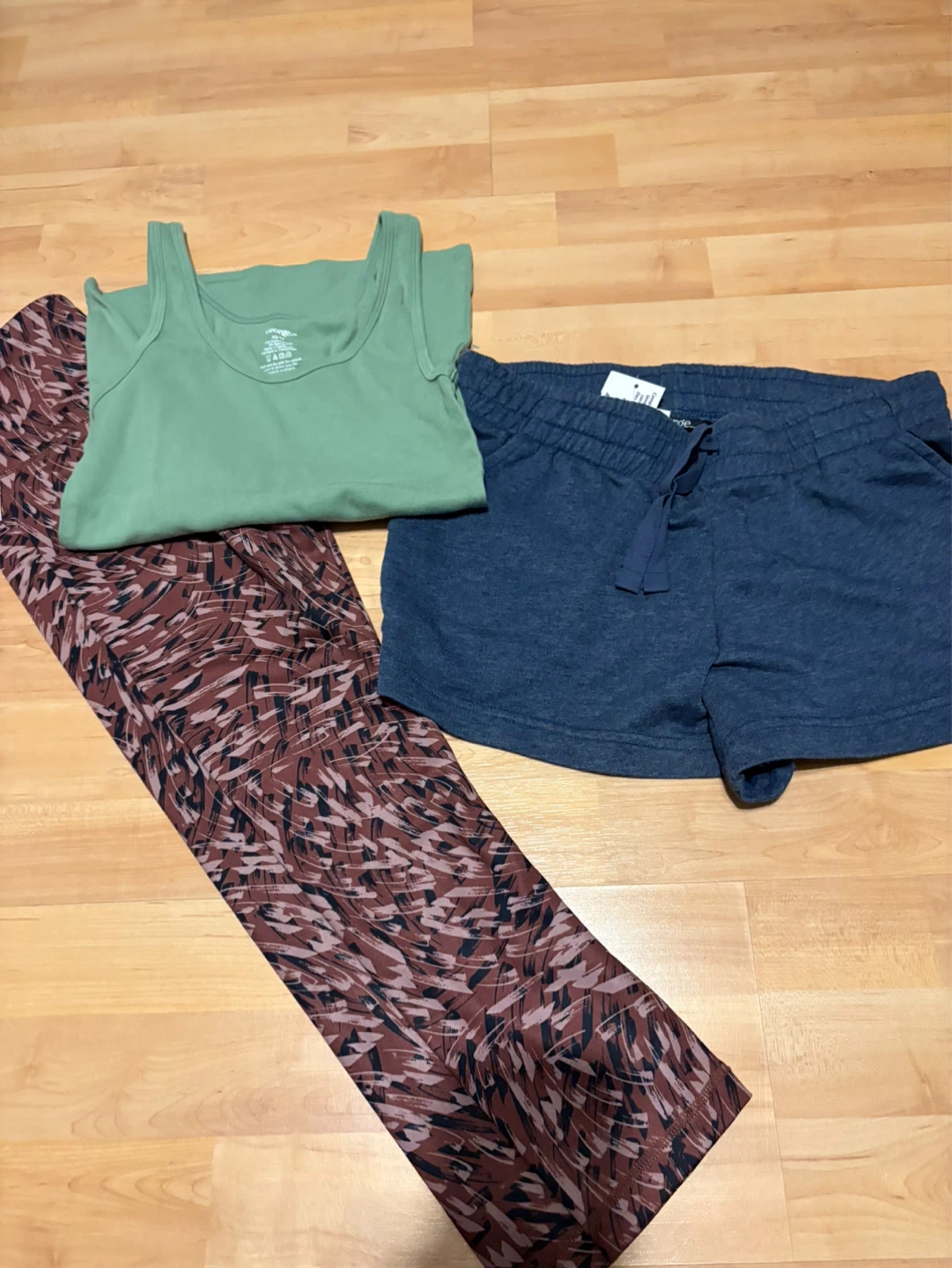 New Tank Top & Shorts & Leggings Bundle