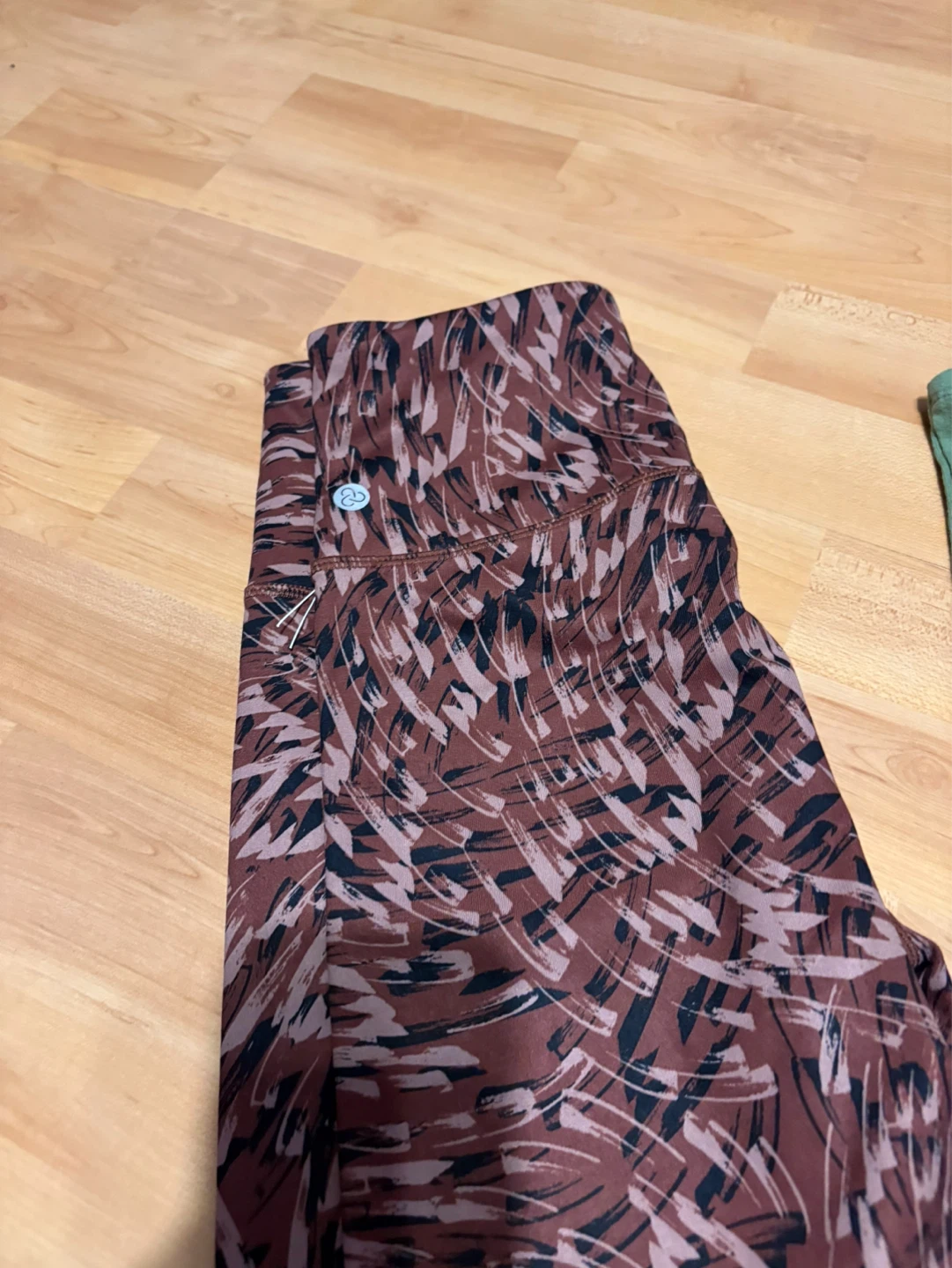 New Tank Top & Shorts & Leggings Bundle - photo 4