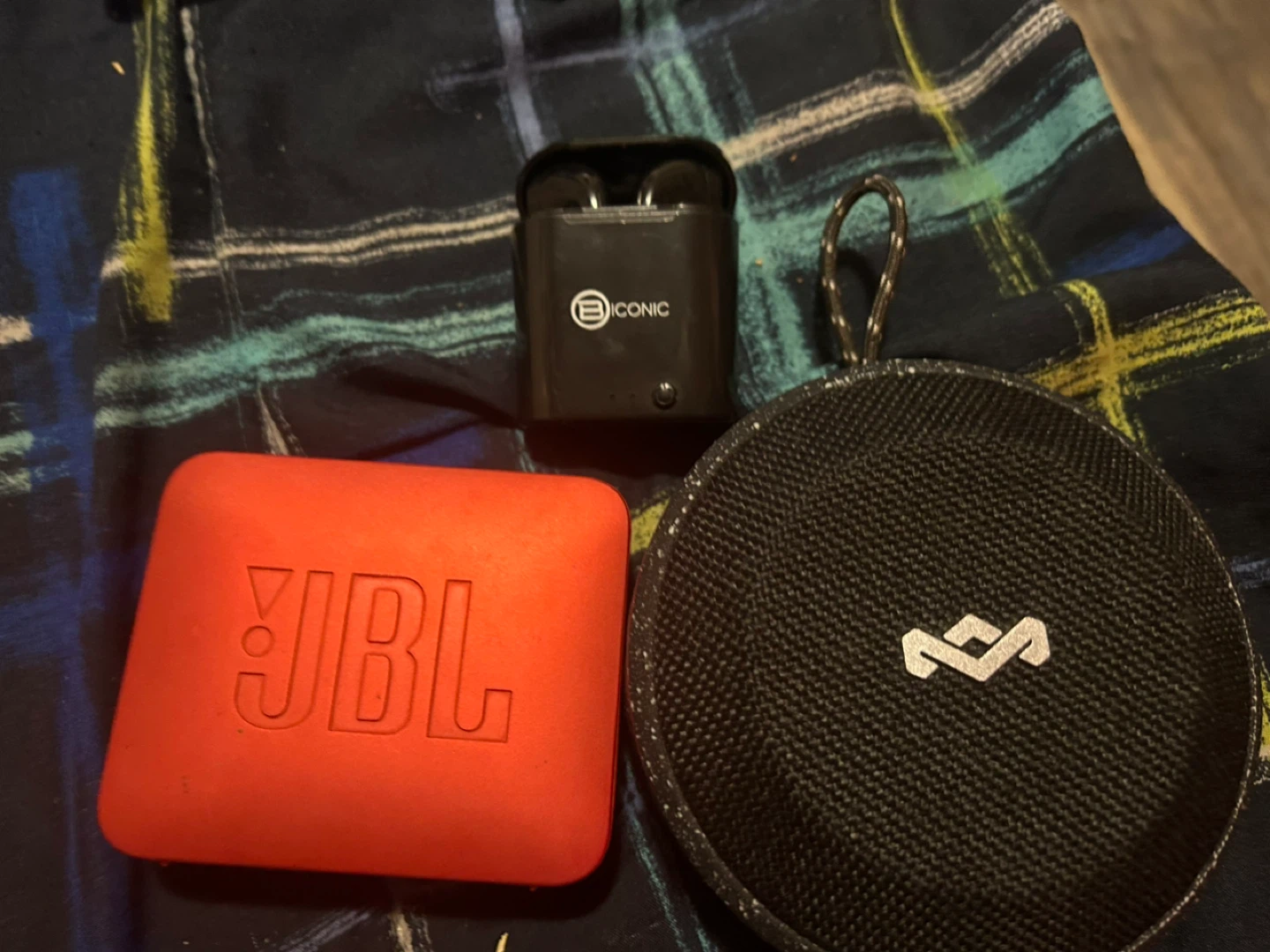 Speaker/headphone lot