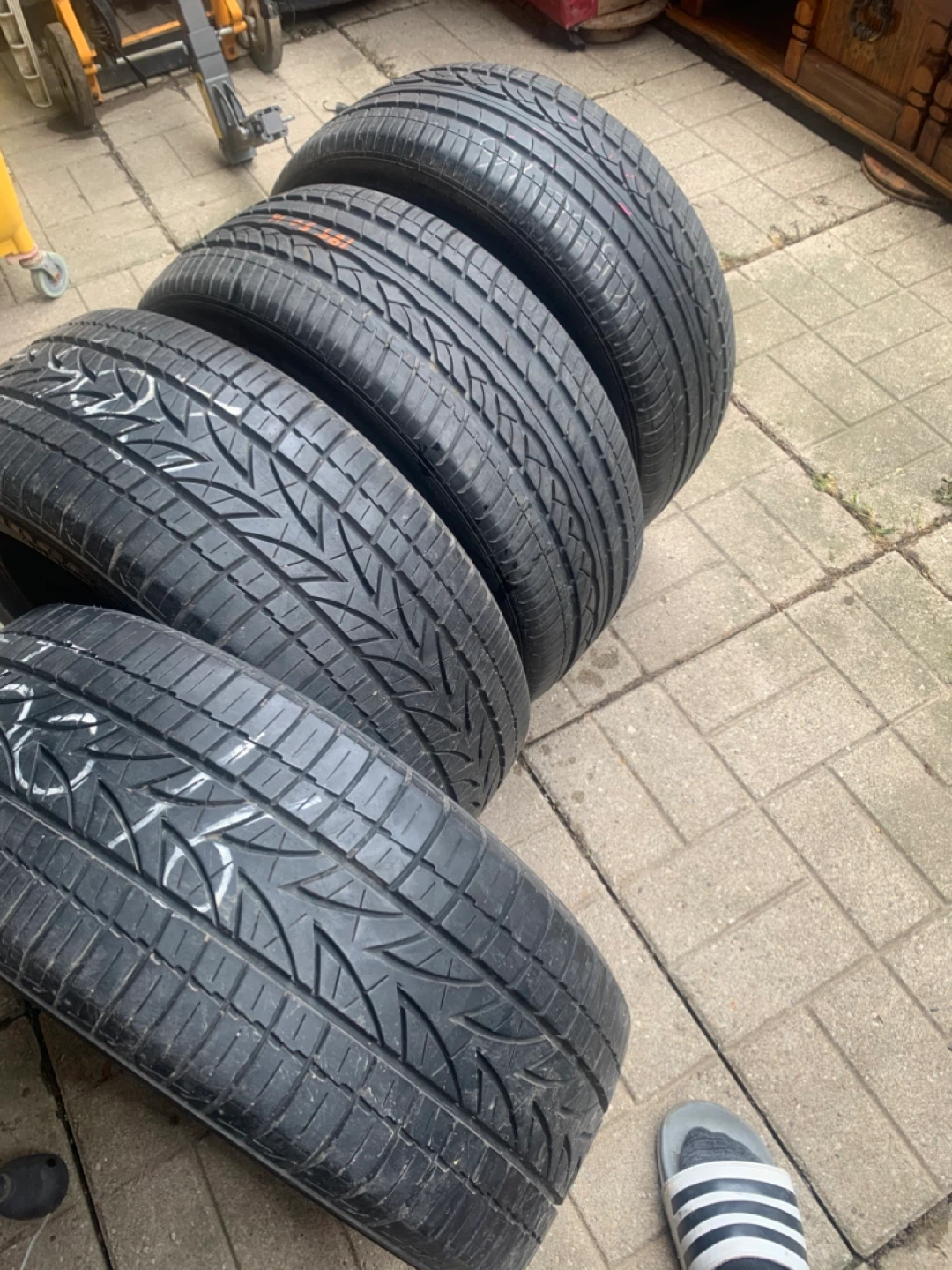 Set of 4 Used Tires - photo 2