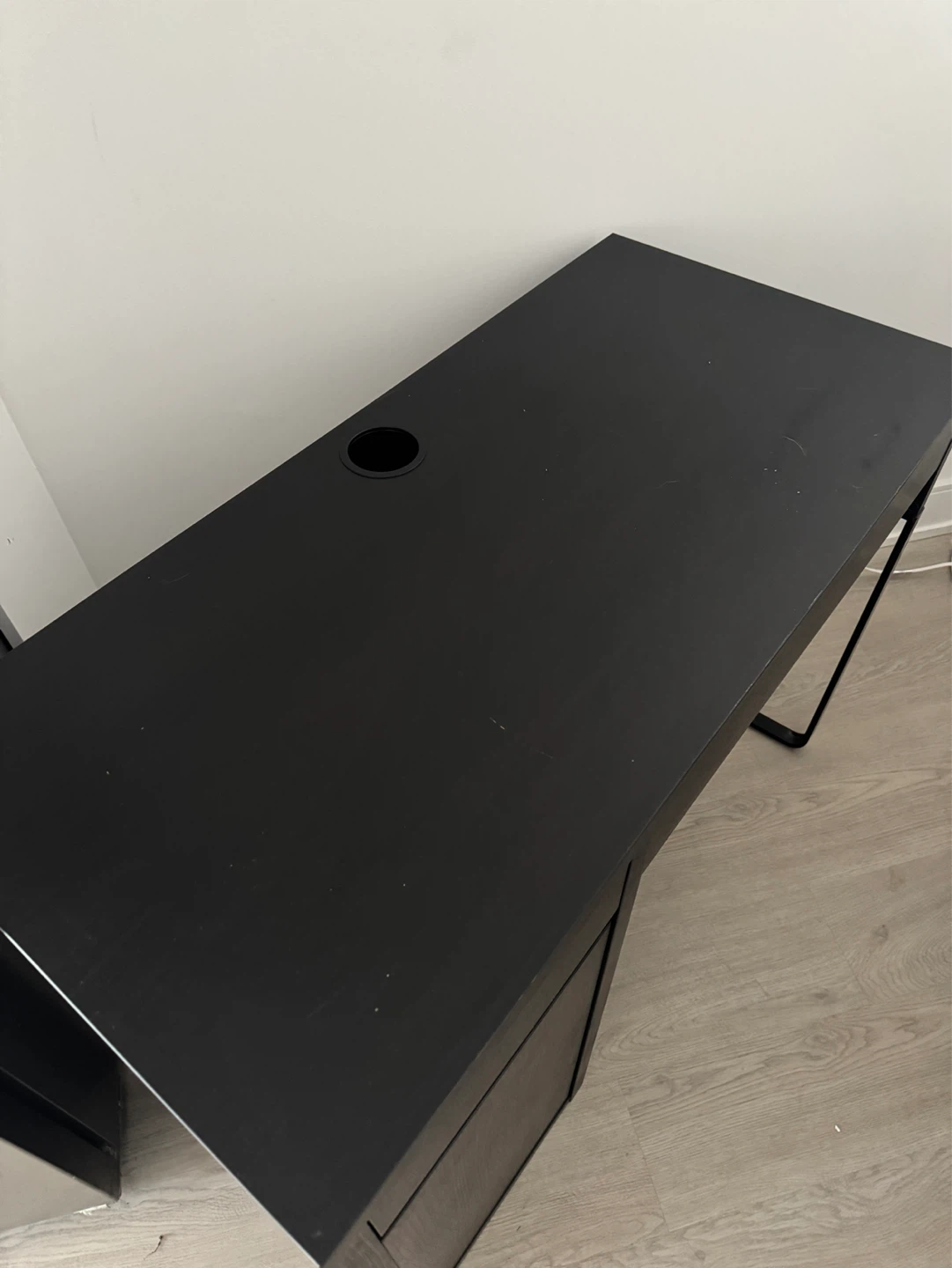 IKEA MICKE Desk - Black - photo 2