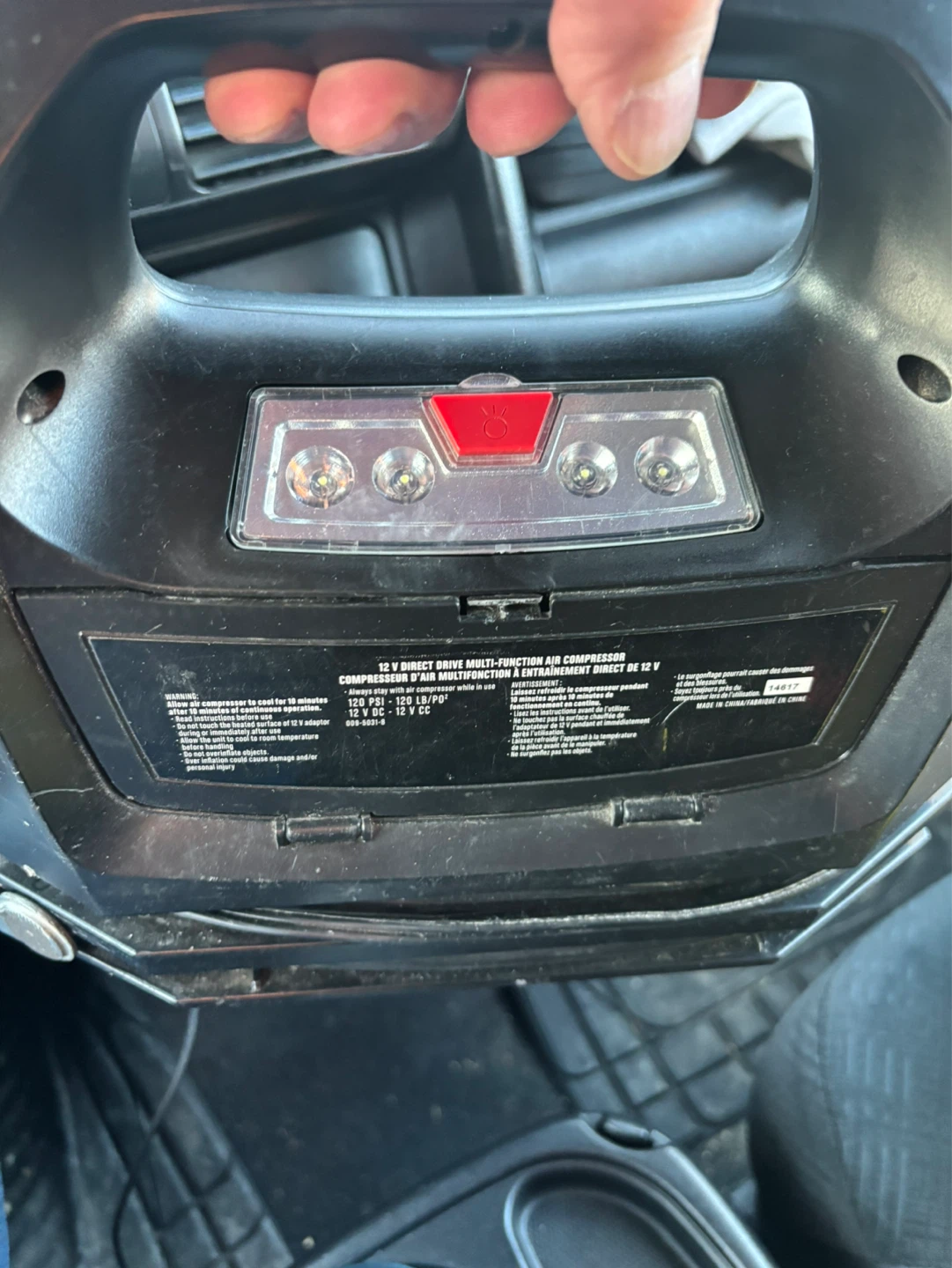 Motomaster 12V Portable Air Compressor with LED Light - photo 2