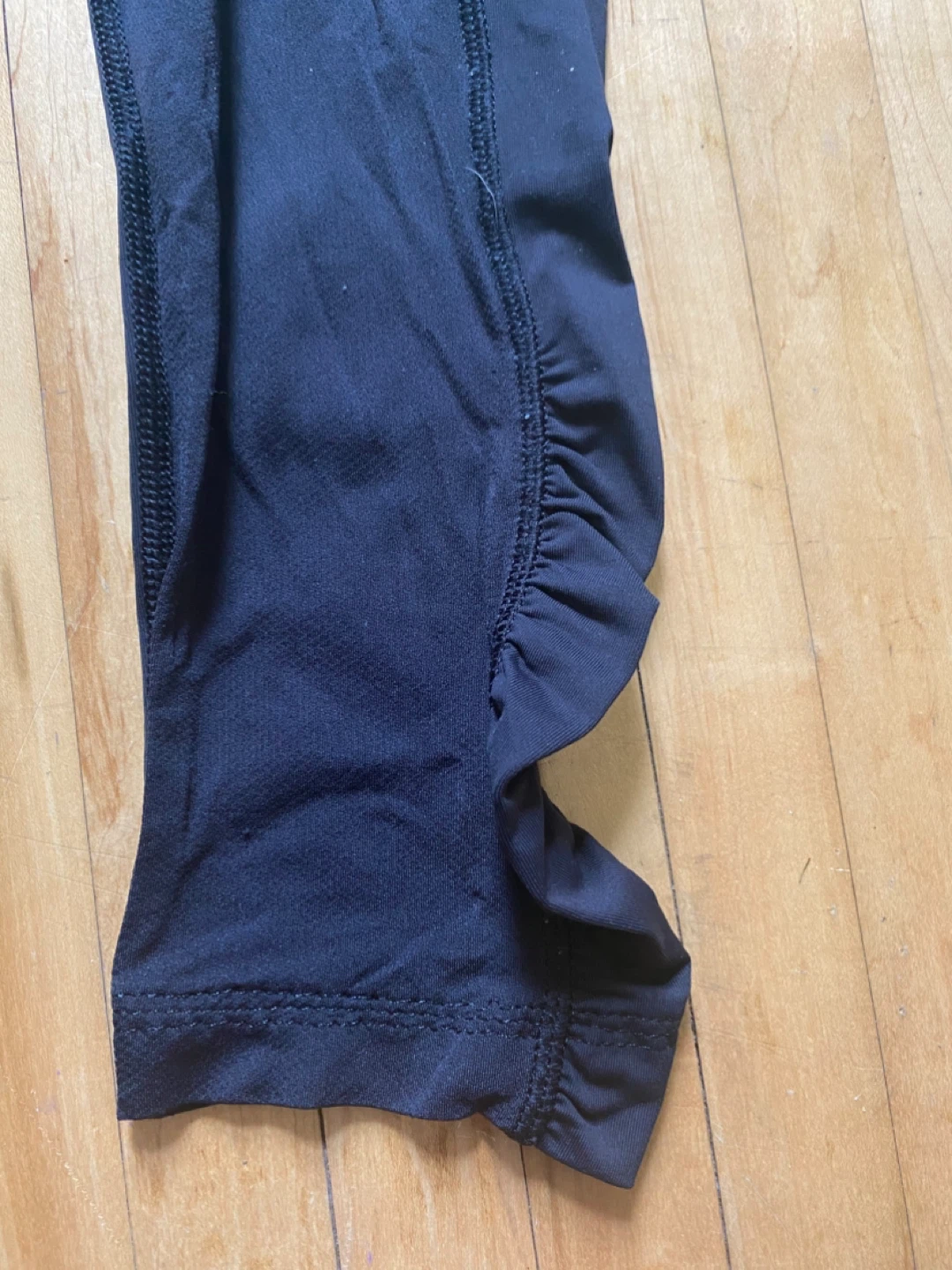 Lululemon Black Running Leggings with Ruched Ankle Detail - photo 2