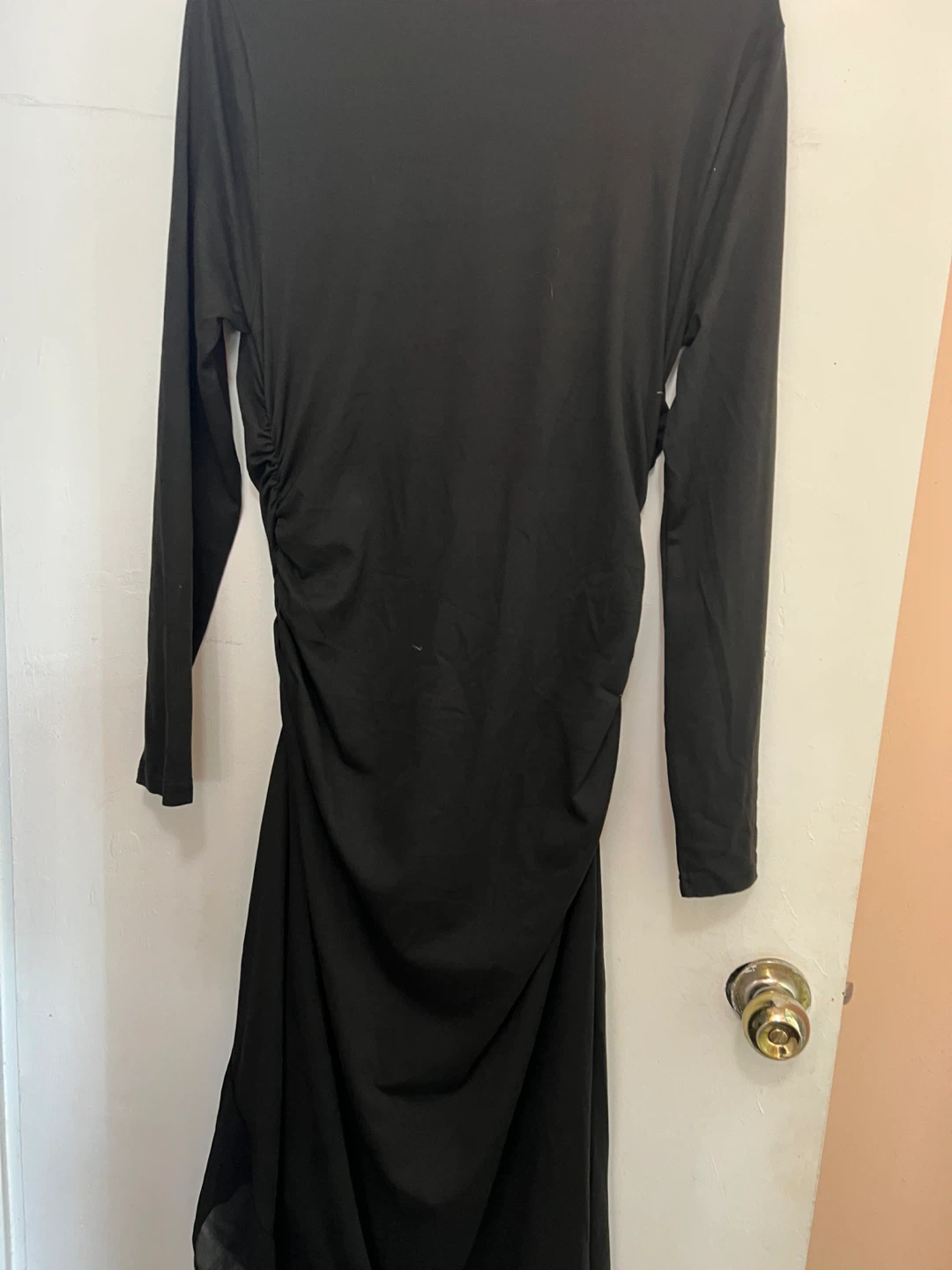 Black Long Sleeve Ruched Dress