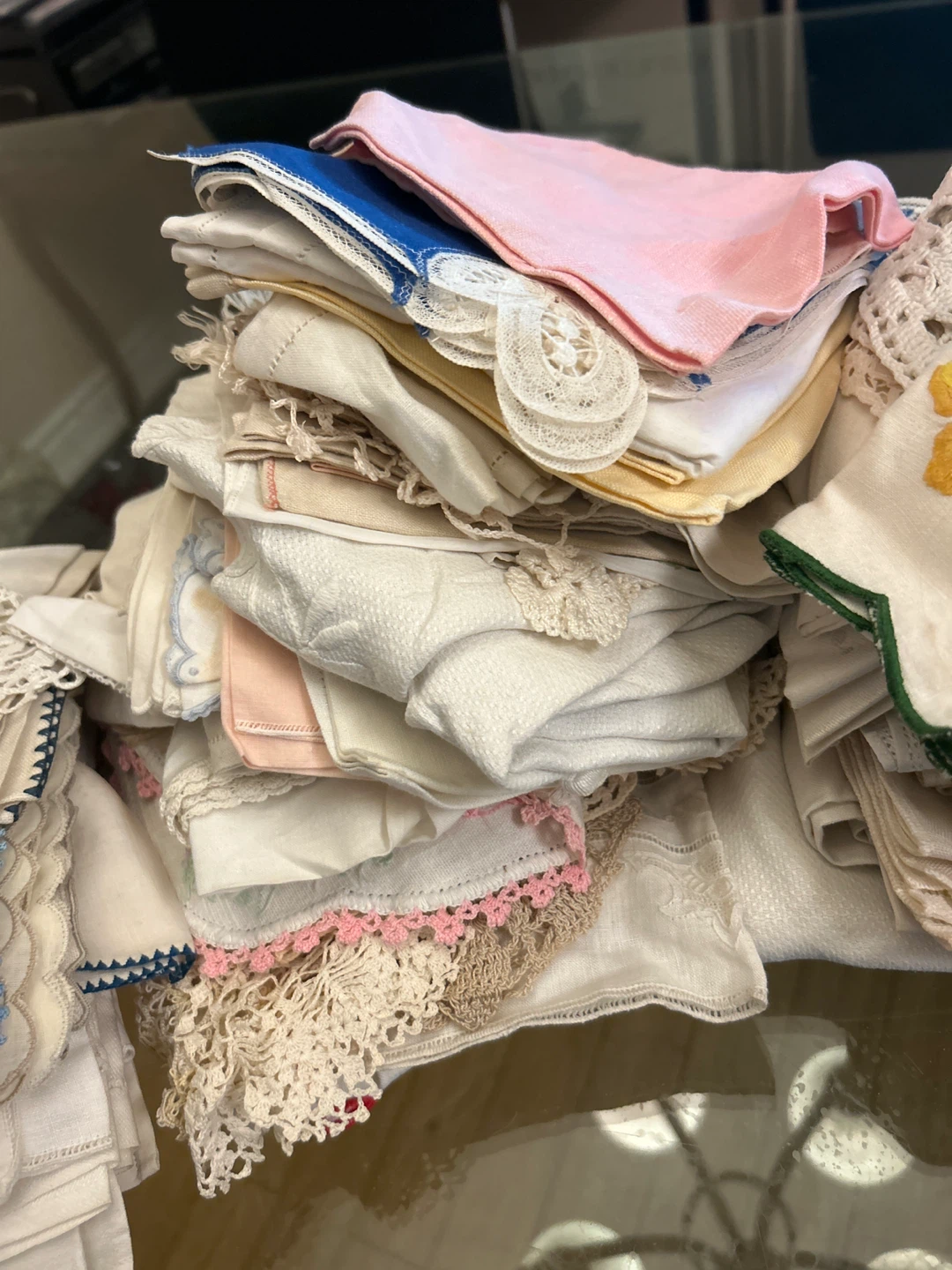 Vintage Assorted Fabric Napkins and Doilies - photo 3