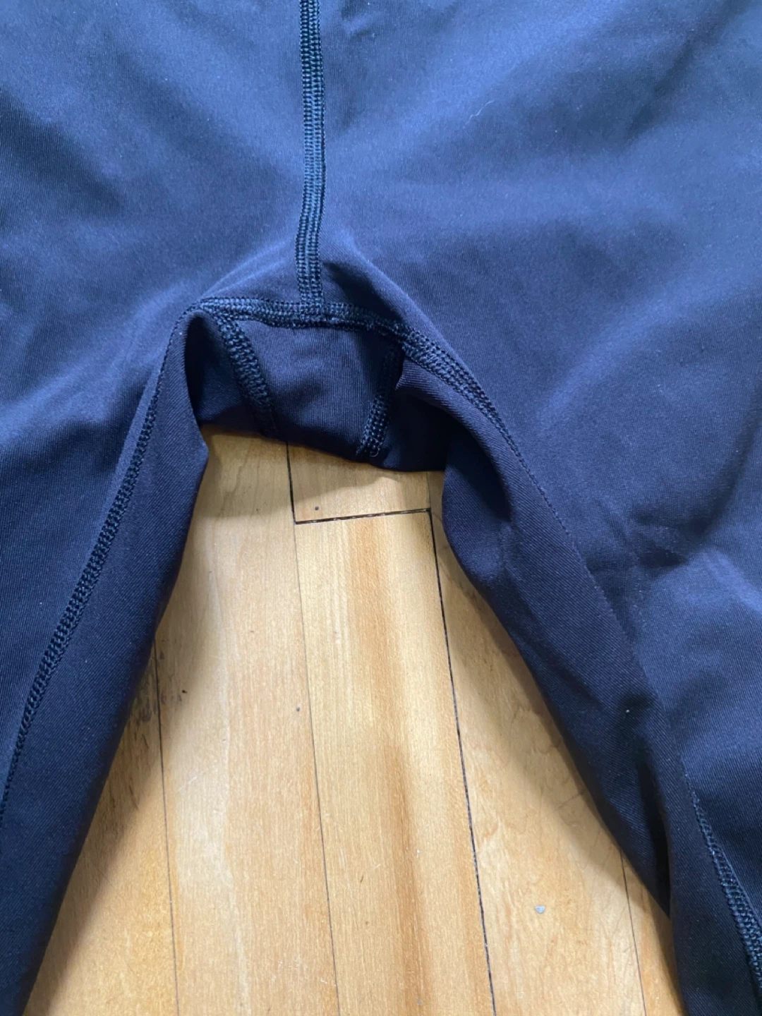 Lululemon Black Crop Leggings Size 6 - photo 5