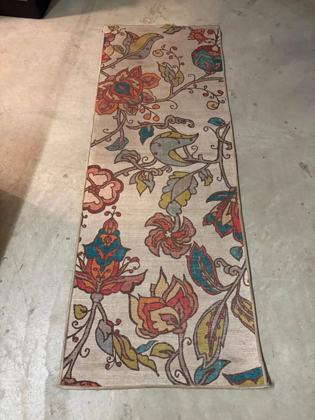 Runner Rug with Floral Pattern - photo 2