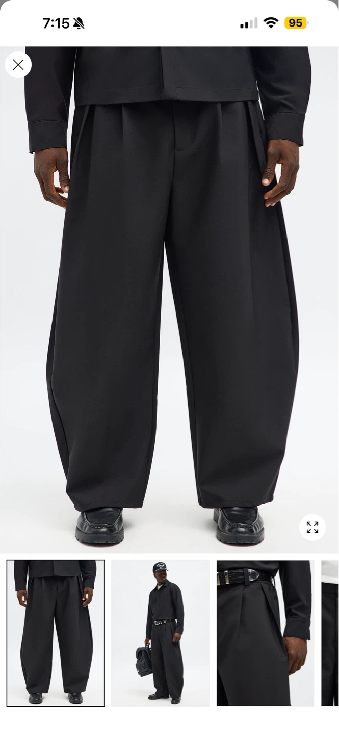 Black Wide Leg Pleated Trousers
