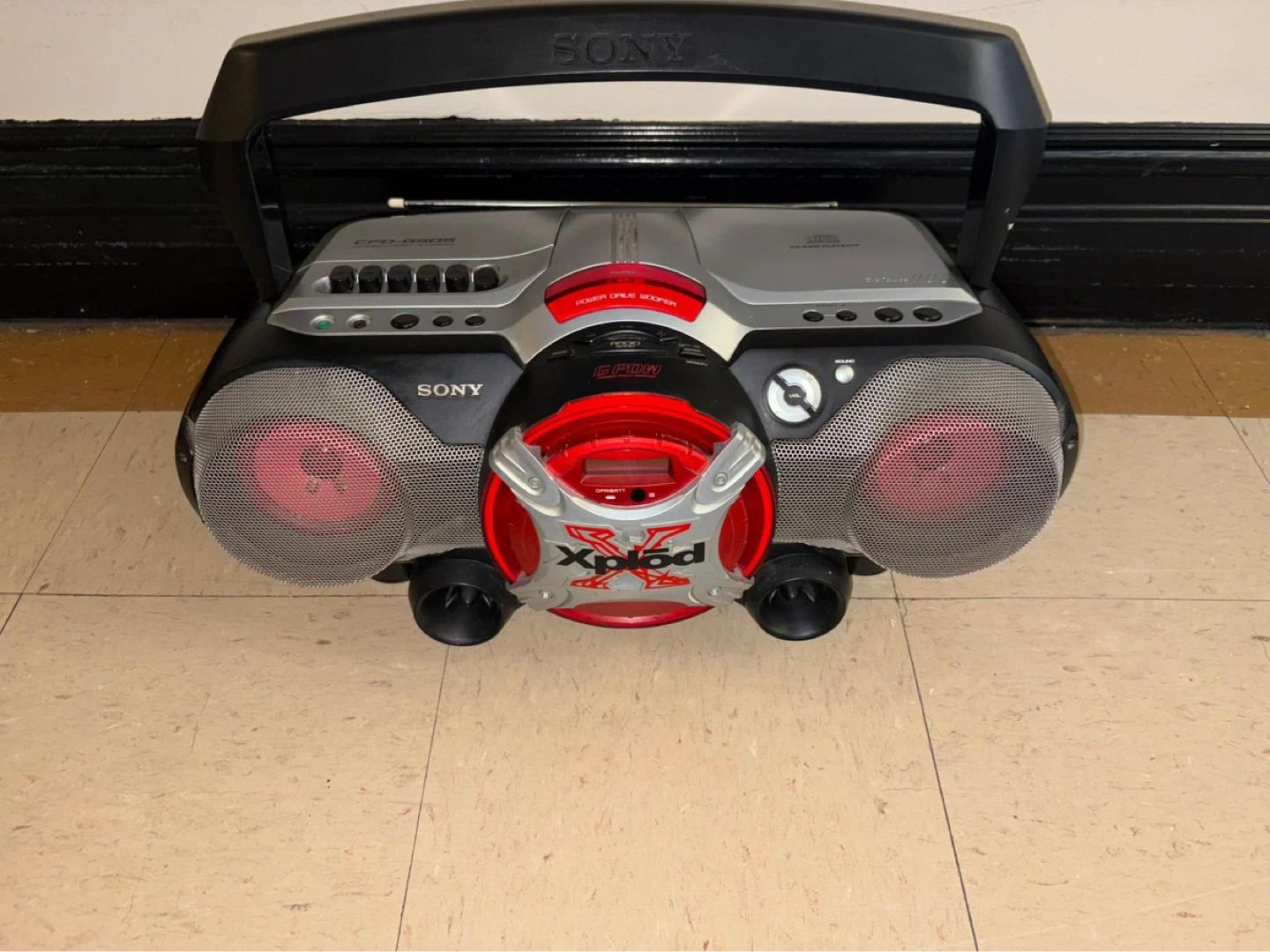 Sony CFD-650S Xplod Boombox CD Player Radio Cassette Recorder