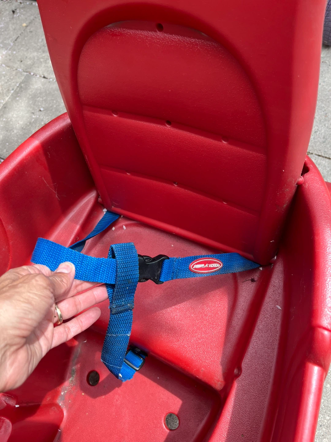 Radio Flyer Little Red Wagon - photo 4