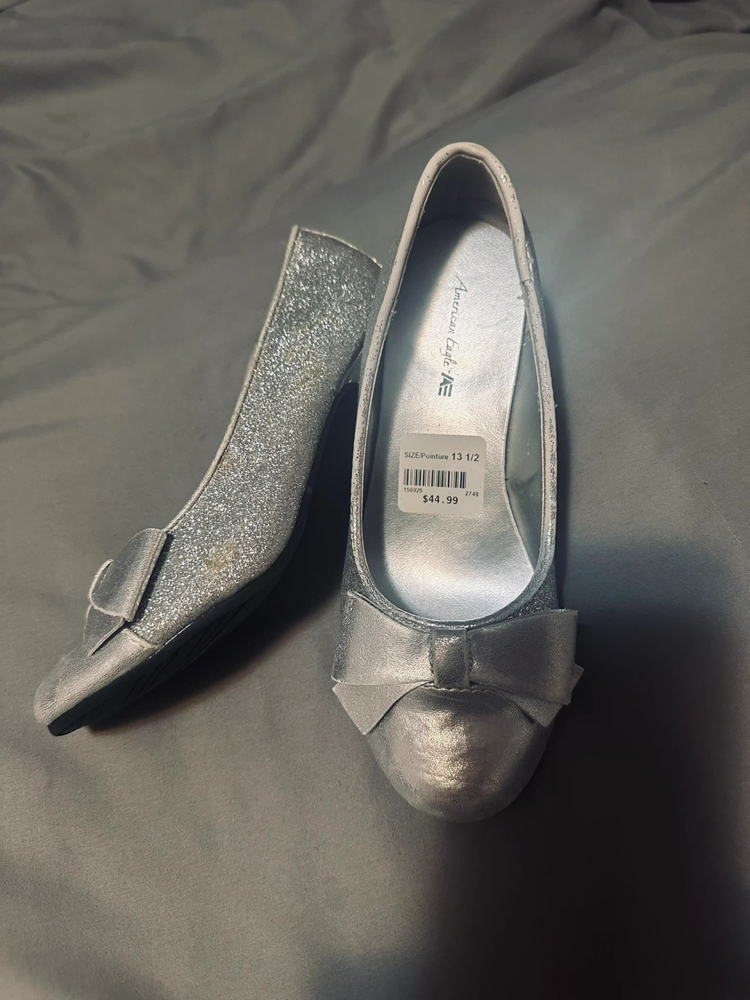 American Eagle Silver Glitter Bow Heels - Size 13 1/2 - photo 3
