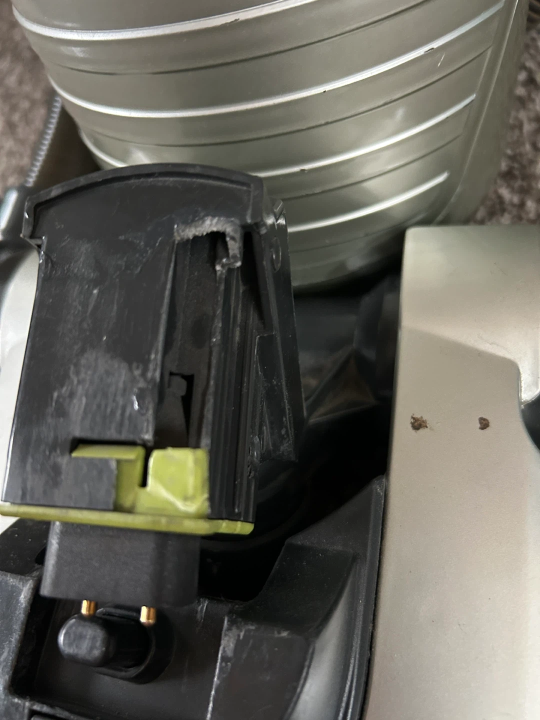 Hoover WindTunnel Air Lite Bagless Vacuum Cleaner - photo 2