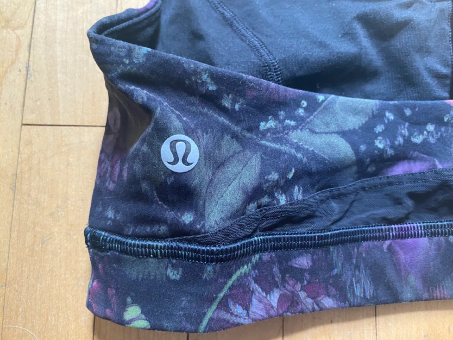 Lululemon Floral Sports Bra Size 10 - photo 3