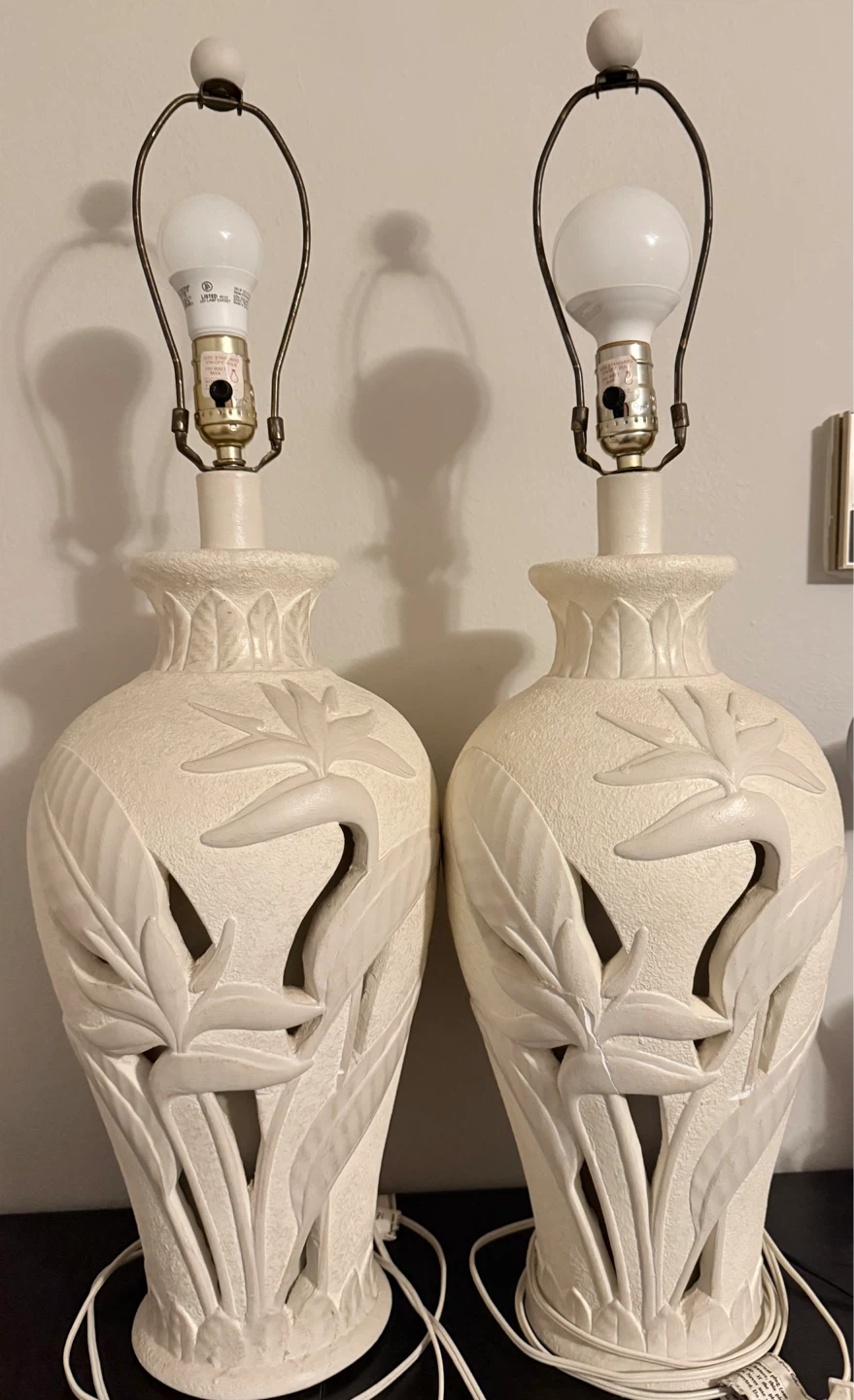 Vintage 80’s Tropical Bird of Paradise Table Lamps (Set of 2) - photo 3
