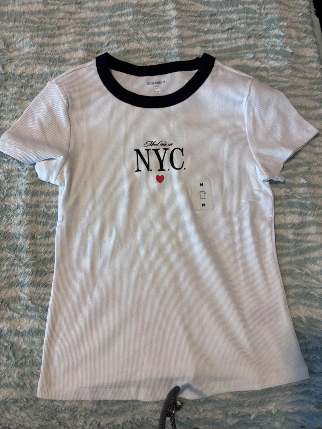 Old Navy "Meet Me in NYC" T-Shirt - Medium