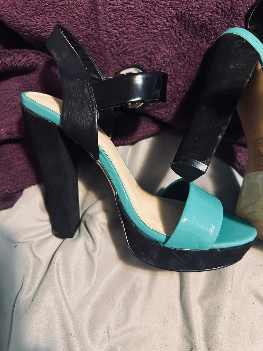 Women's Black and Teal Platform Heels - photo 2