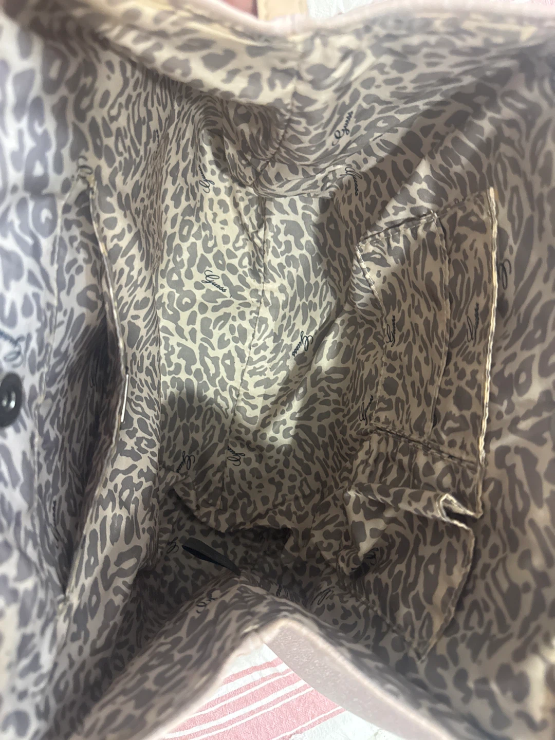 Guess Pink Logo Print Shoulder Bag - photo 5
