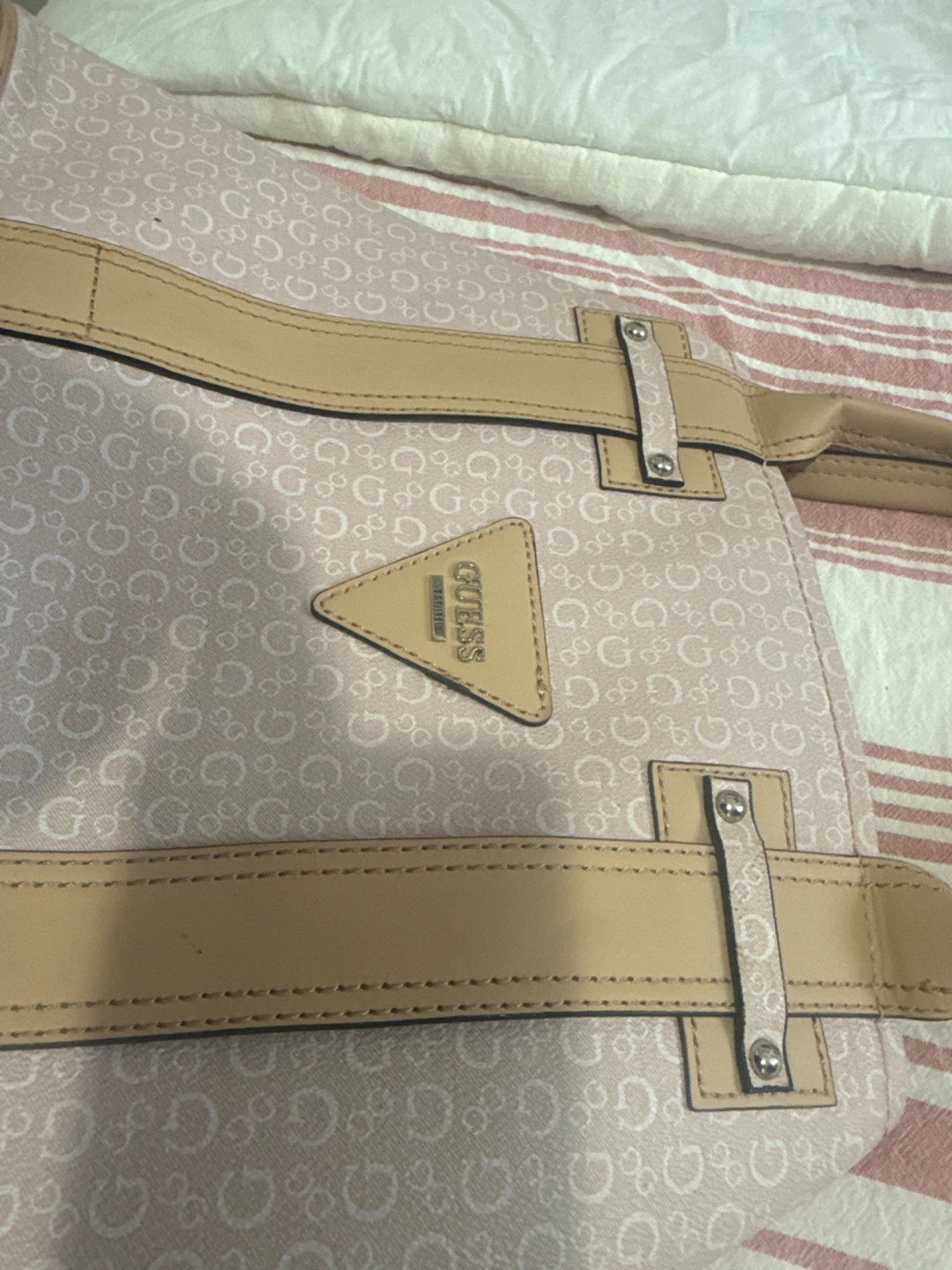 Guess Pink Logo Print Shoulder Bag - photo 3