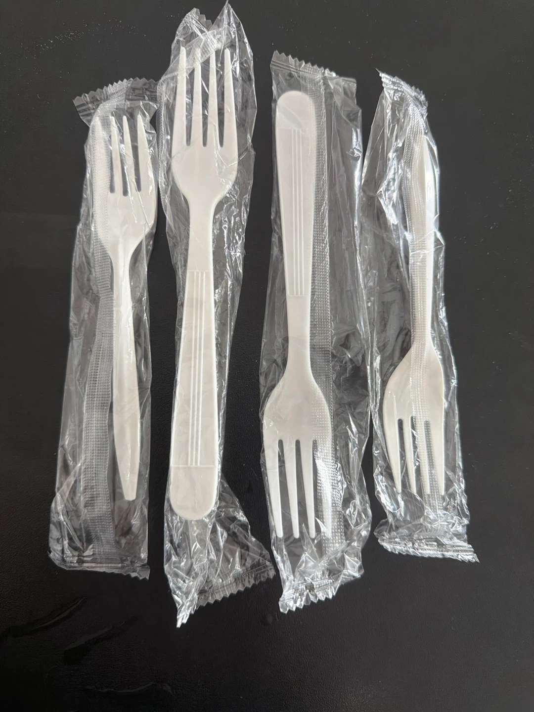 White Plastic Forks (4 total)