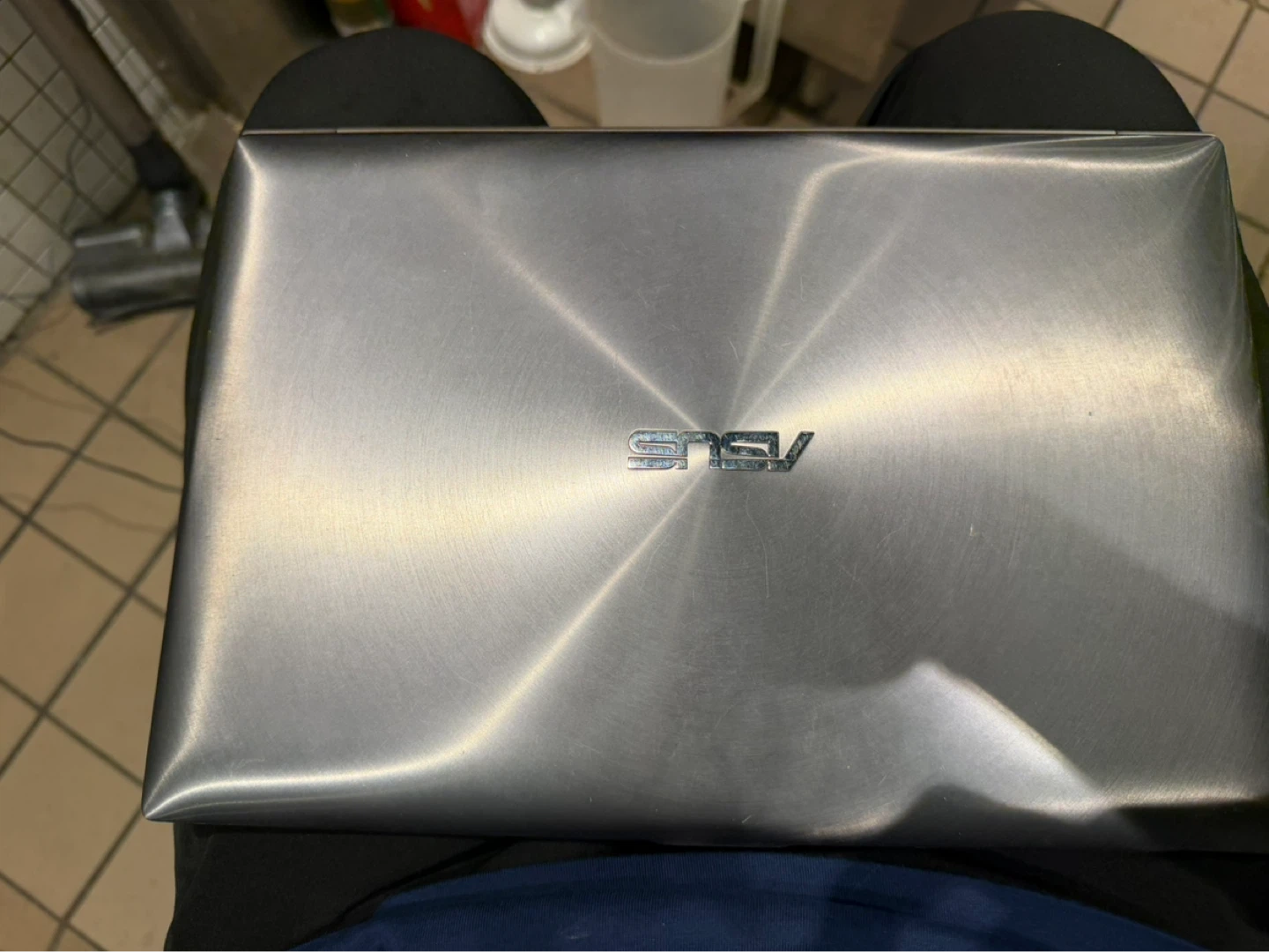 ASUS Laptop - photo 2