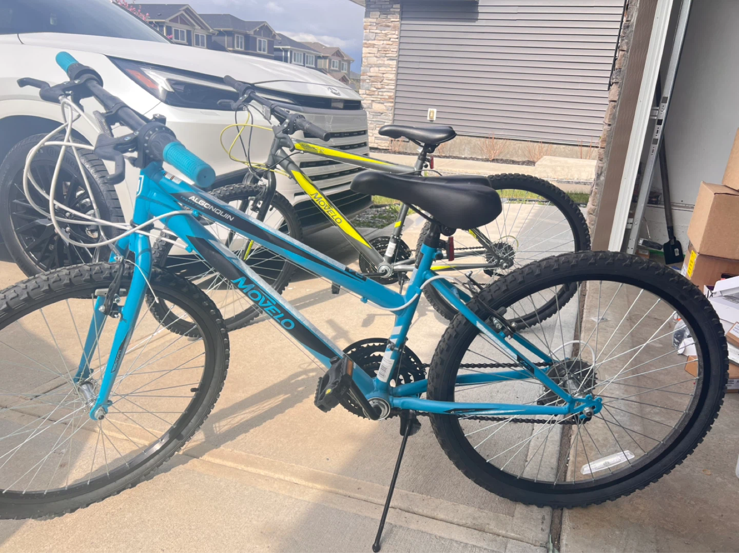 Movelo Mountain Bikes (2) - Blue and Grey/Yellow - photo 2