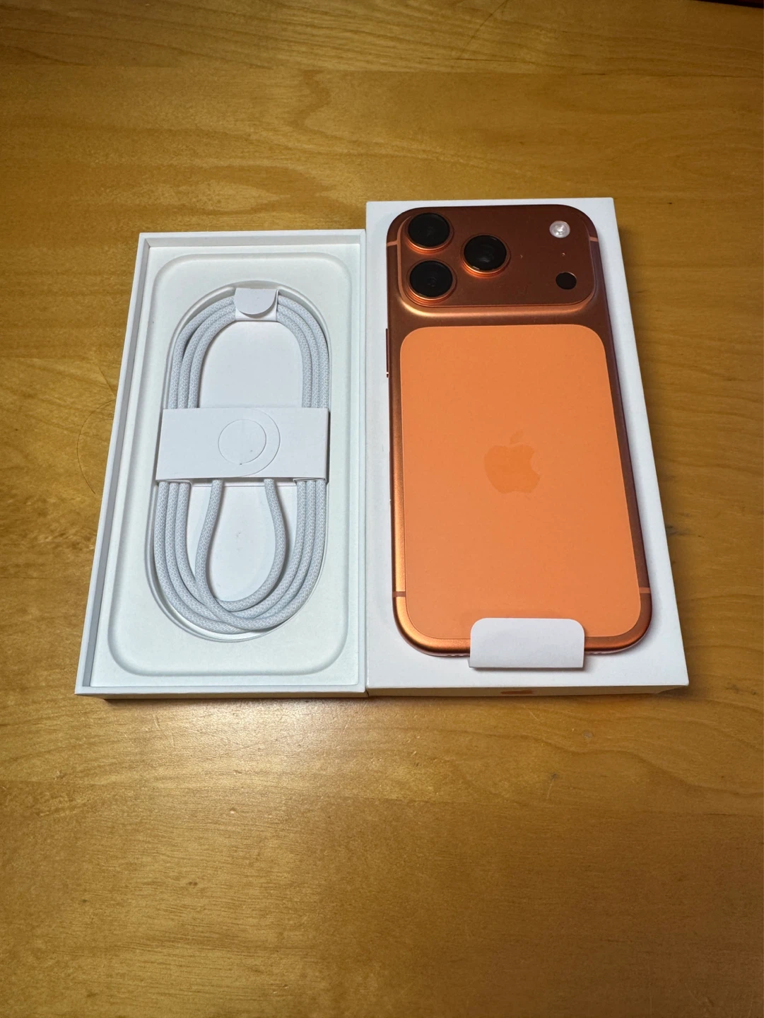 1TB Apple iPhone 17 Pro - Orange