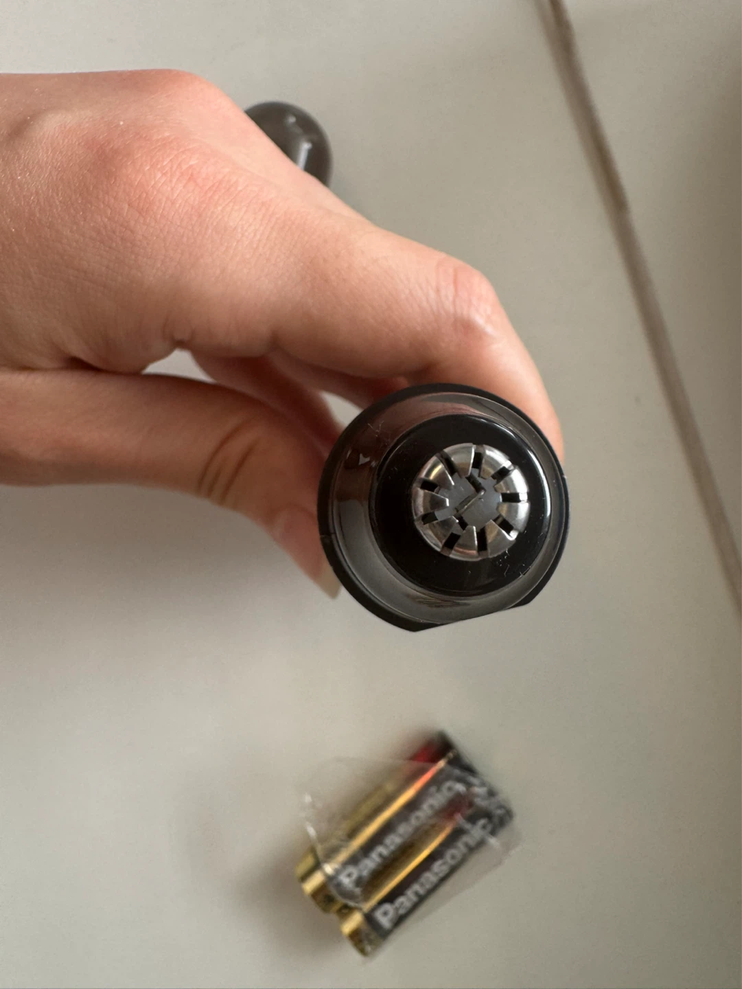 Nose Hair Trimmer with Batteries - photo 2