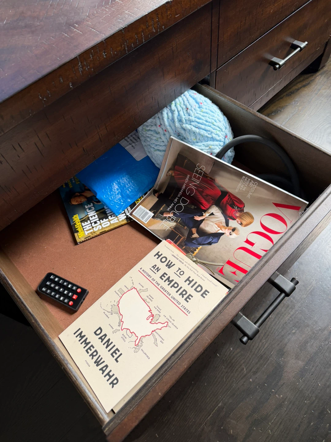 Dark Wood Lift-Top Coffee Table with Storage - photo 4